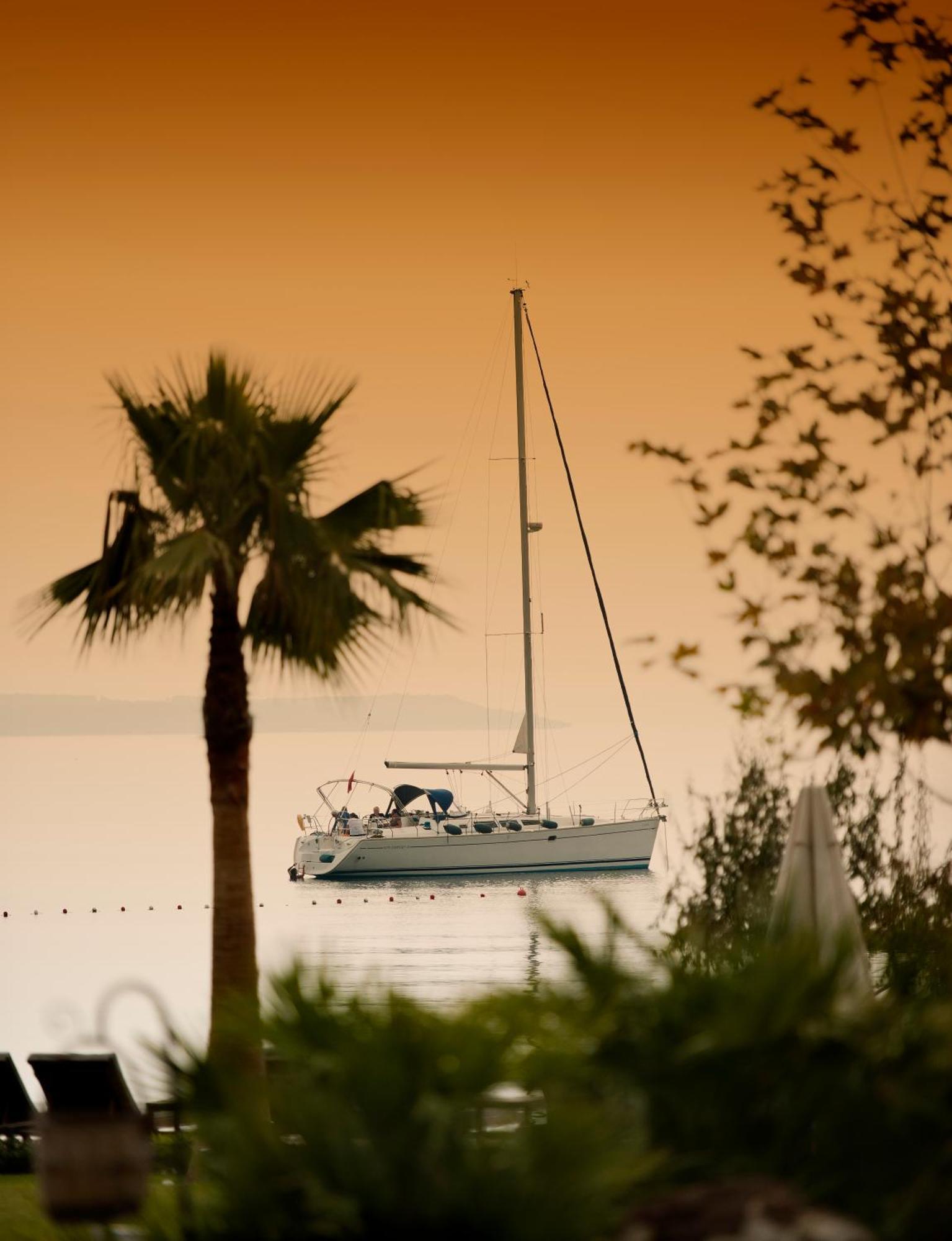 Ortunc Hotel - Cunda Island (Adults Only) Ayvalı Buitenkant foto